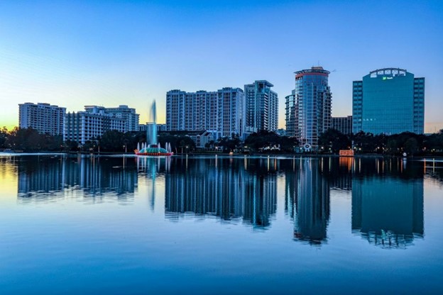 Should I Sell Or Rent My House In Orlando?